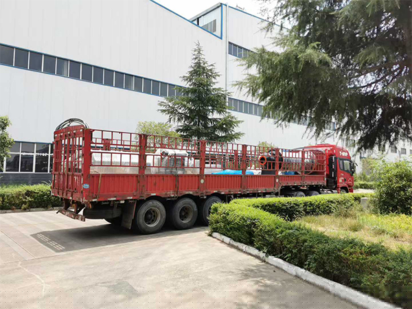 俄羅斯φ0.9×3m球磨機設(shè)備發(fā)貨